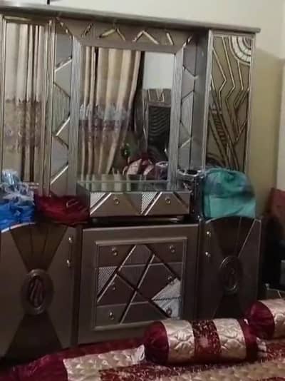 used furniture, looking like new