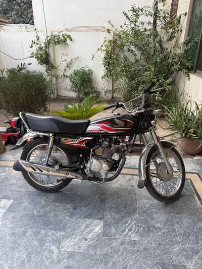 Honda CG 125 2024