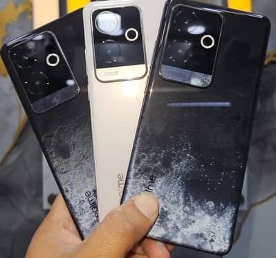 Real me Gt 6  16/512 GB Mobile Water Pack Stock brand new