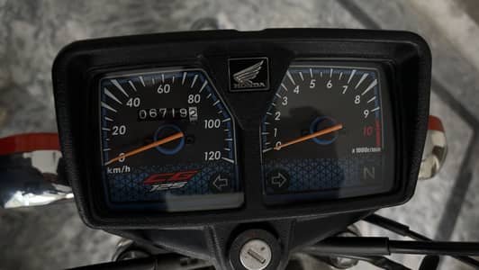 Honda CG 125 2025