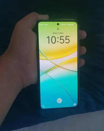 Vivo y100