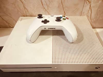 Xbox One S for sale with games and 1 month gamepass ultimate