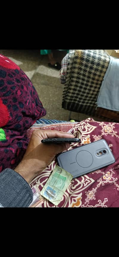 one plus 6t 10+256 mclaren addition condition 10/8 full read my add