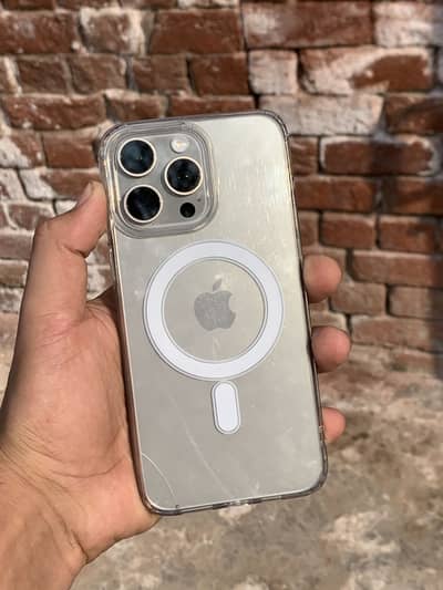 iPhone 15 Pro Max 256 gb Bypass With Shade