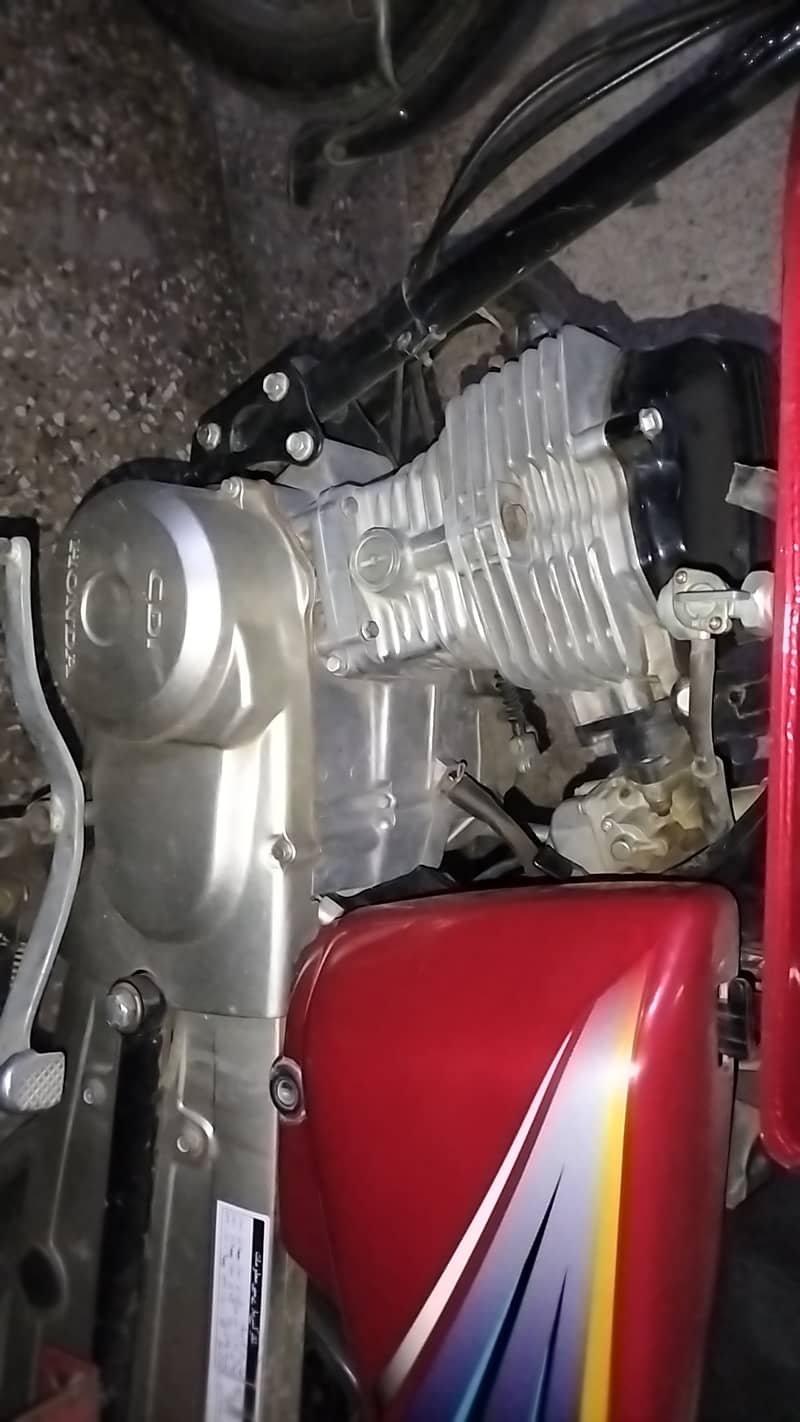 بائیک مکمل طور پر تیار ہے صرف ہنڈا لورز کے لیے 2