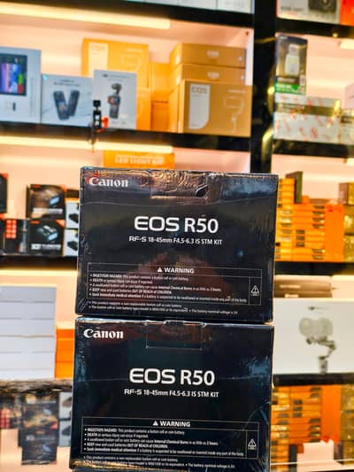 Canon EOS R50+18-45mm Lens (BRAND NEW)