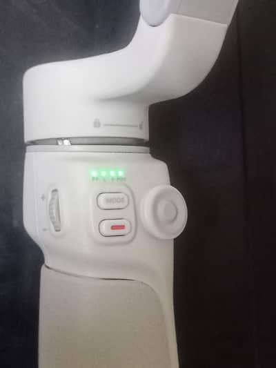 Zhiyun-Tech Smooth Q4 Smart Phone Gimbal  100% Tottely Original