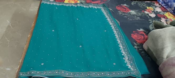 new saari and suit smaill size