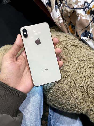 i phone xsmax pta proved  64gb