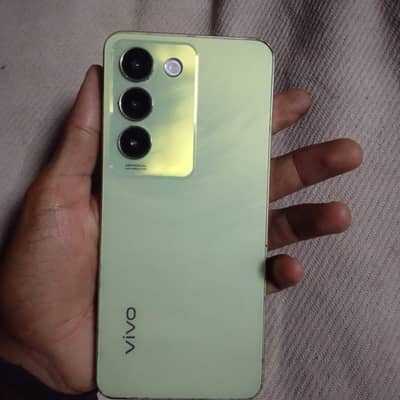vivo y100
