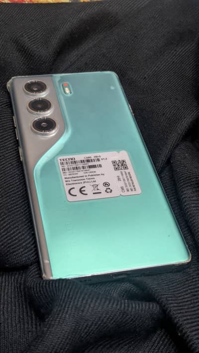 Tecno Camon 40 Pro