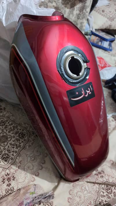 1996 model fuel tank 125
