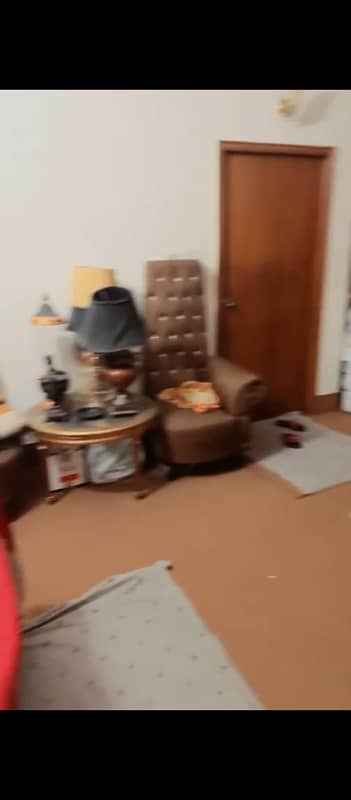 Iqbal Town 10 Marla Uper Separate Portion At Badar Block