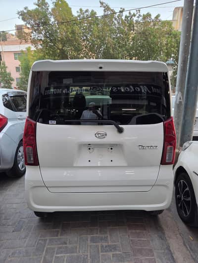 Daihatsu Tanto 2022/25