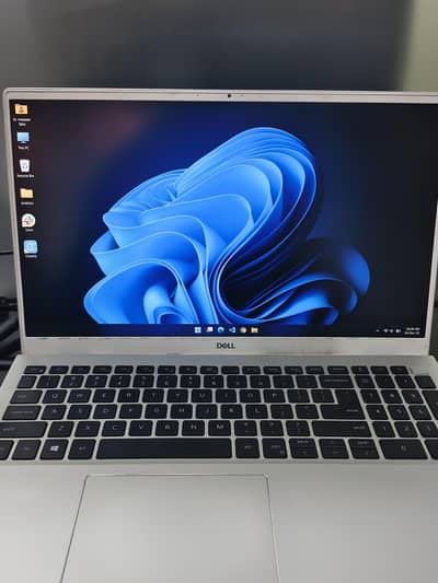 Dell Inspiron 5502  | i7 11 gen | 16gb 512gb