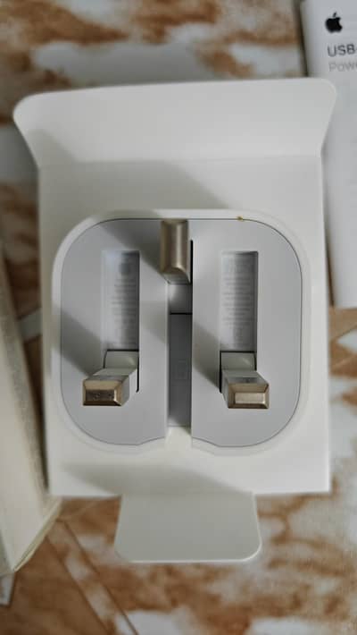Apple iPhone 20W Original USB-C Adapter
