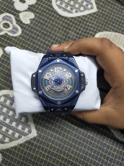 Hublot New watch new metalic strap and blue colour latest strap