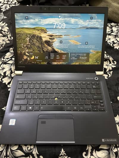 Toshiba Portege X30-E Core i5 8th gen DDR4 RAM SSD