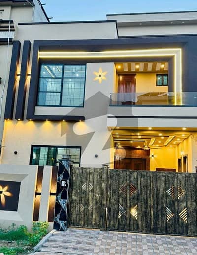 Prime Location 5 Marla House In Citi Housing Society