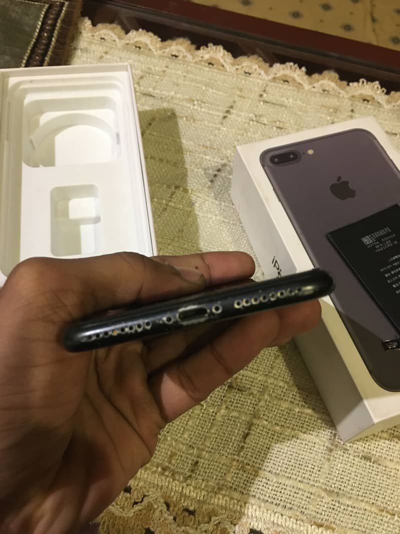 iPhone 7 Plus board dead 5