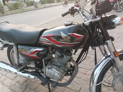 honda 125 good and neat condition 2024/25 model