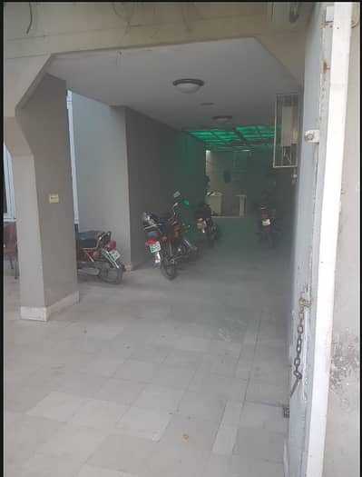 14 marla upper portion available for rent in cavalry ground, Lahore.