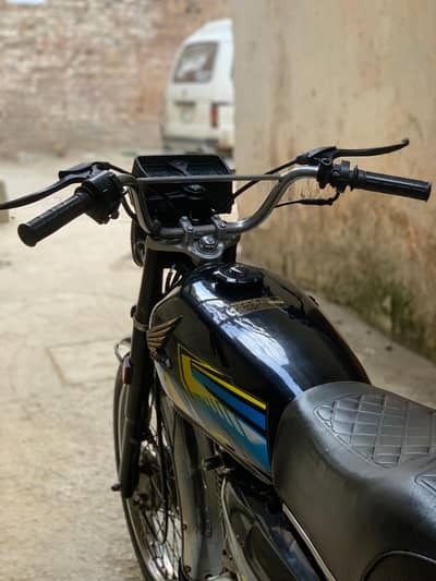 Honda 125. . . Best Option in this price