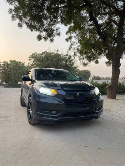 Honda Vezel 2015 / 18 ! Geniune COndition