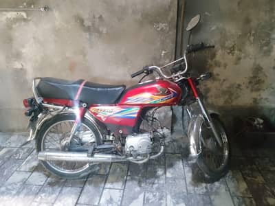 Honda CD70cc 19/20 modle contact nmbr (03137735632)