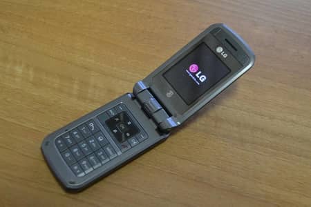 LG U450