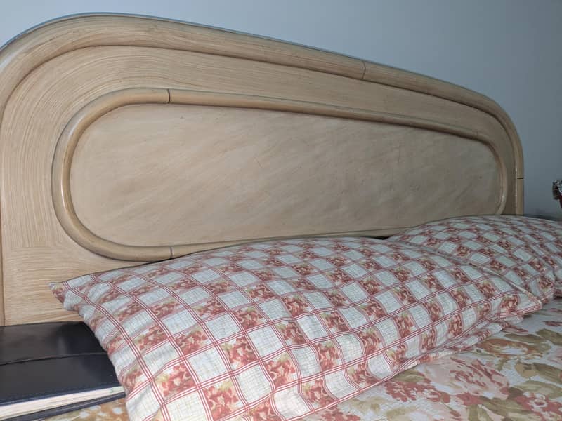 queen bed with side table 0