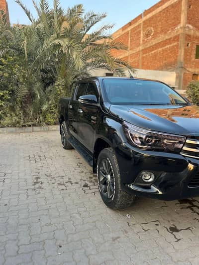 Toyota Hilux 2020 model for sale
