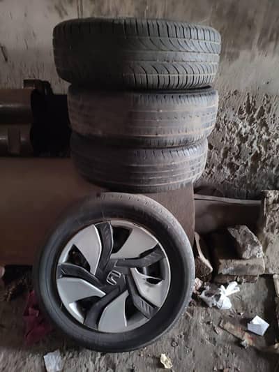Yokohama rim tyre and wheel cover 185 65 r15