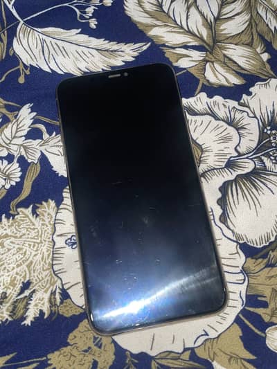Iphone 11 Pro Max 256 GB PTA Approved in good condition