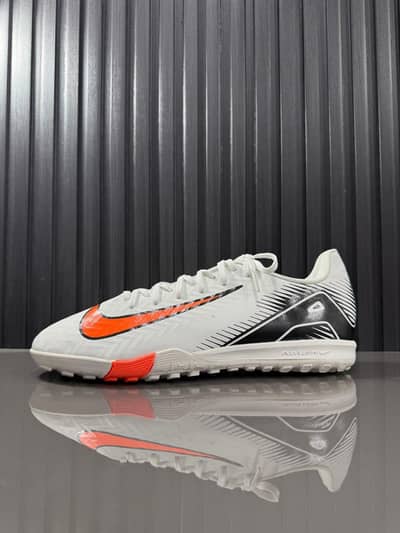 Nike Mercurial Grippers