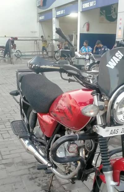 Suzuki GS 150 condition 10by10