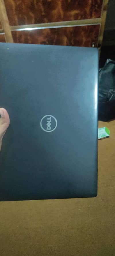 Latitude 5400 i5 8th gen