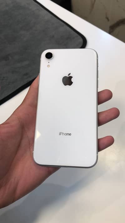 iPhone XR jv 64 GB 10/10