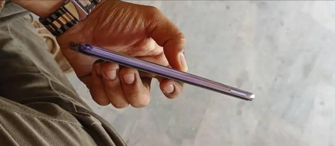 vivo v20 8+4 rem 128gb rom