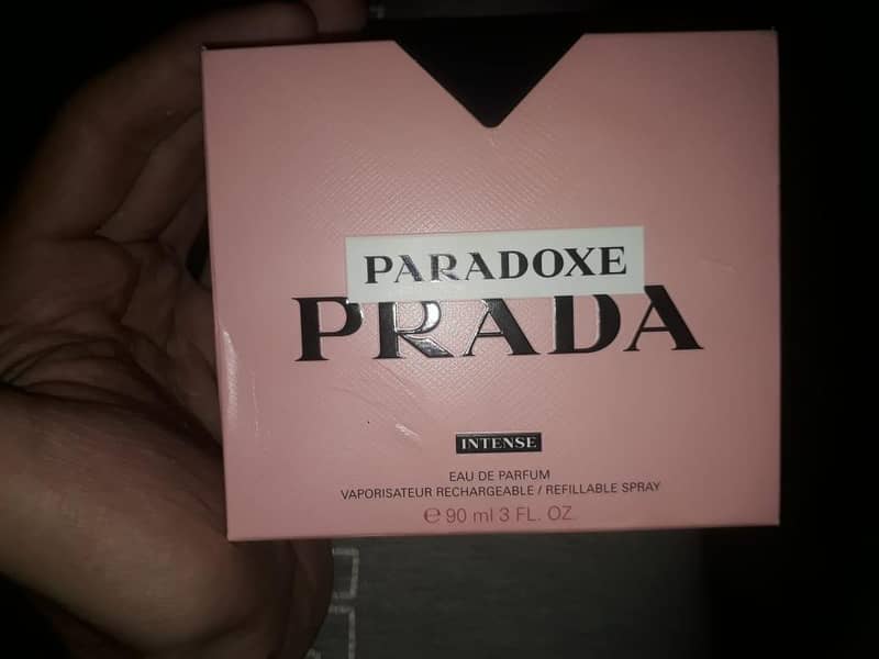 Prada perfume 2
