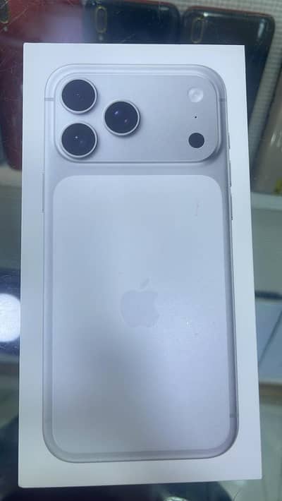 17 pro max 256 box packed silver clour