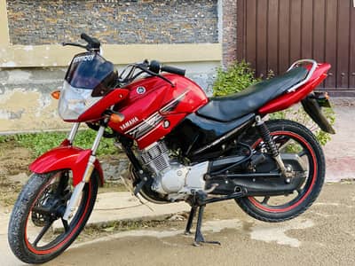 Yamaha YBR 2017 Model 03-44::06::75::470: