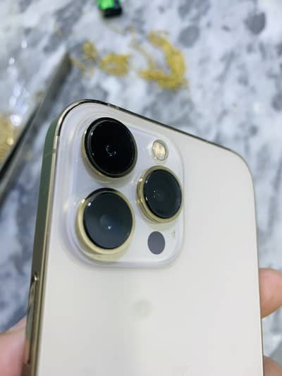 13 pro max  LLA  model Jv sim