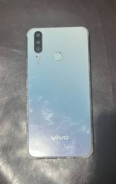 Vivo y17