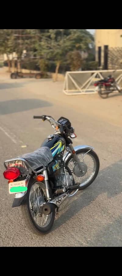 Honda CG 125 2026 BLACK