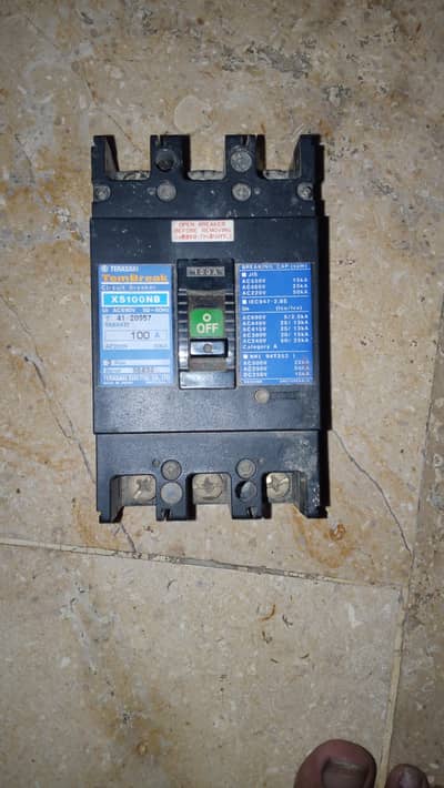 Terasaki TemBreak XS100NB 100 A (3-pole MCCB)