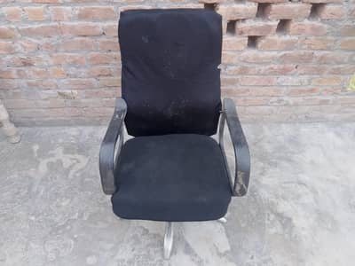 Office Chair (Urgently Sale) Cheap Price Need Money
