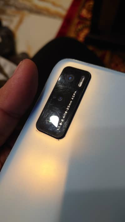 vivo v20 se 8/128 with box