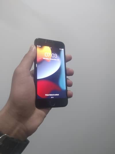 IPhone 7 black colour