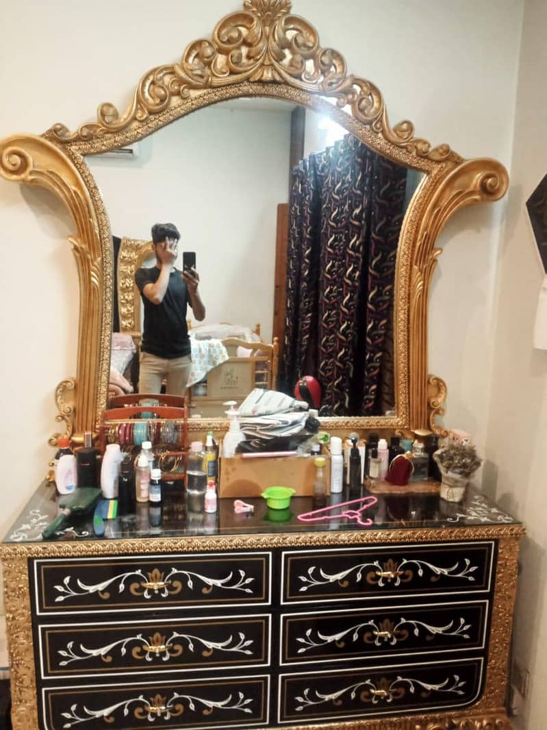 Bed with 2 side table 12